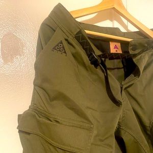 Nike ACG Woven Cargo Pants - Cargo Khaki